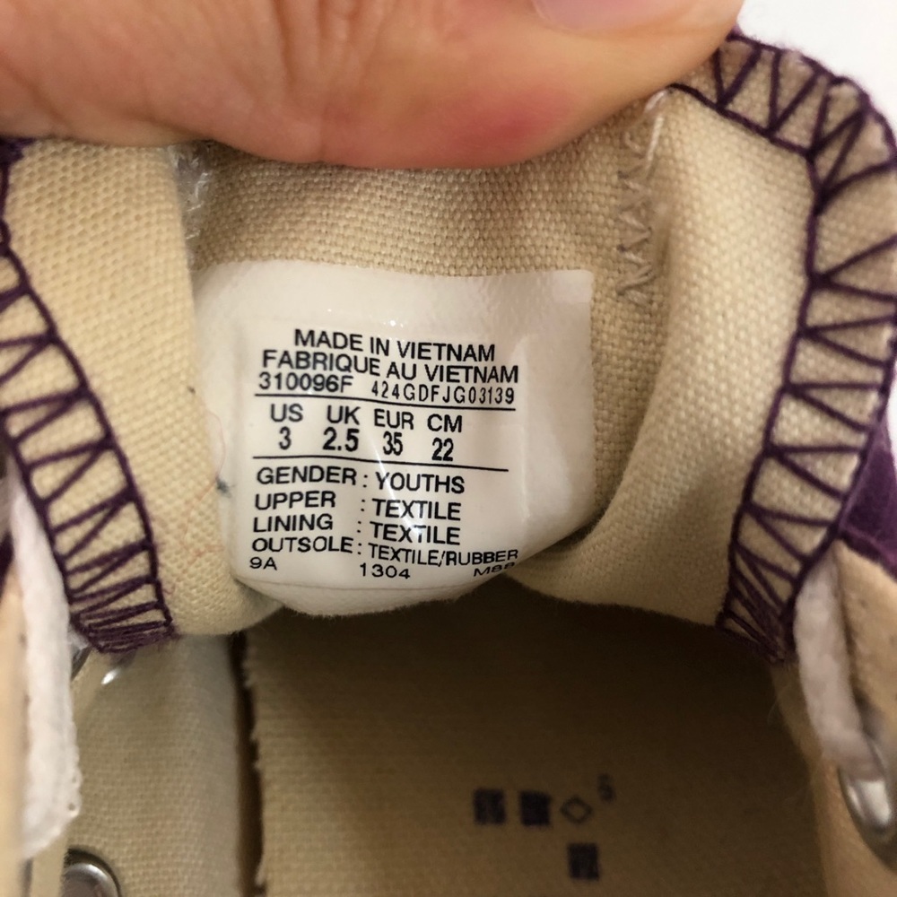 Purple Converse - Picture 4 of 4